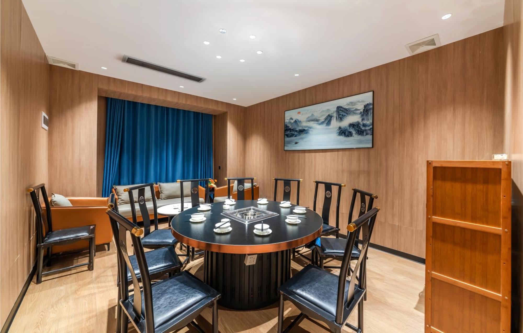 Luyue Hotel Movie Hotel Huaqiangbei Convention And Exhibition Center Branch شينزين المظهر الخارجي الصورة
