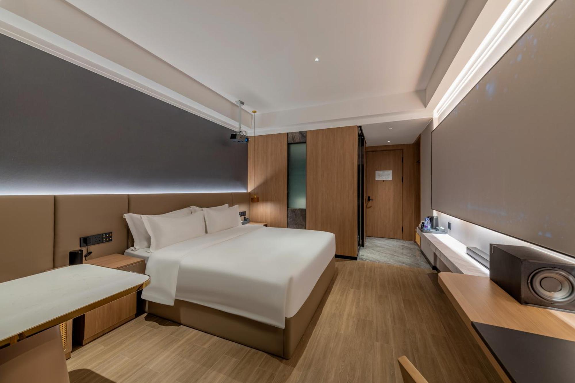 Luyue Hotel Movie Hotel Huaqiangbei Convention And Exhibition Center Branch شينزين المظهر الخارجي الصورة