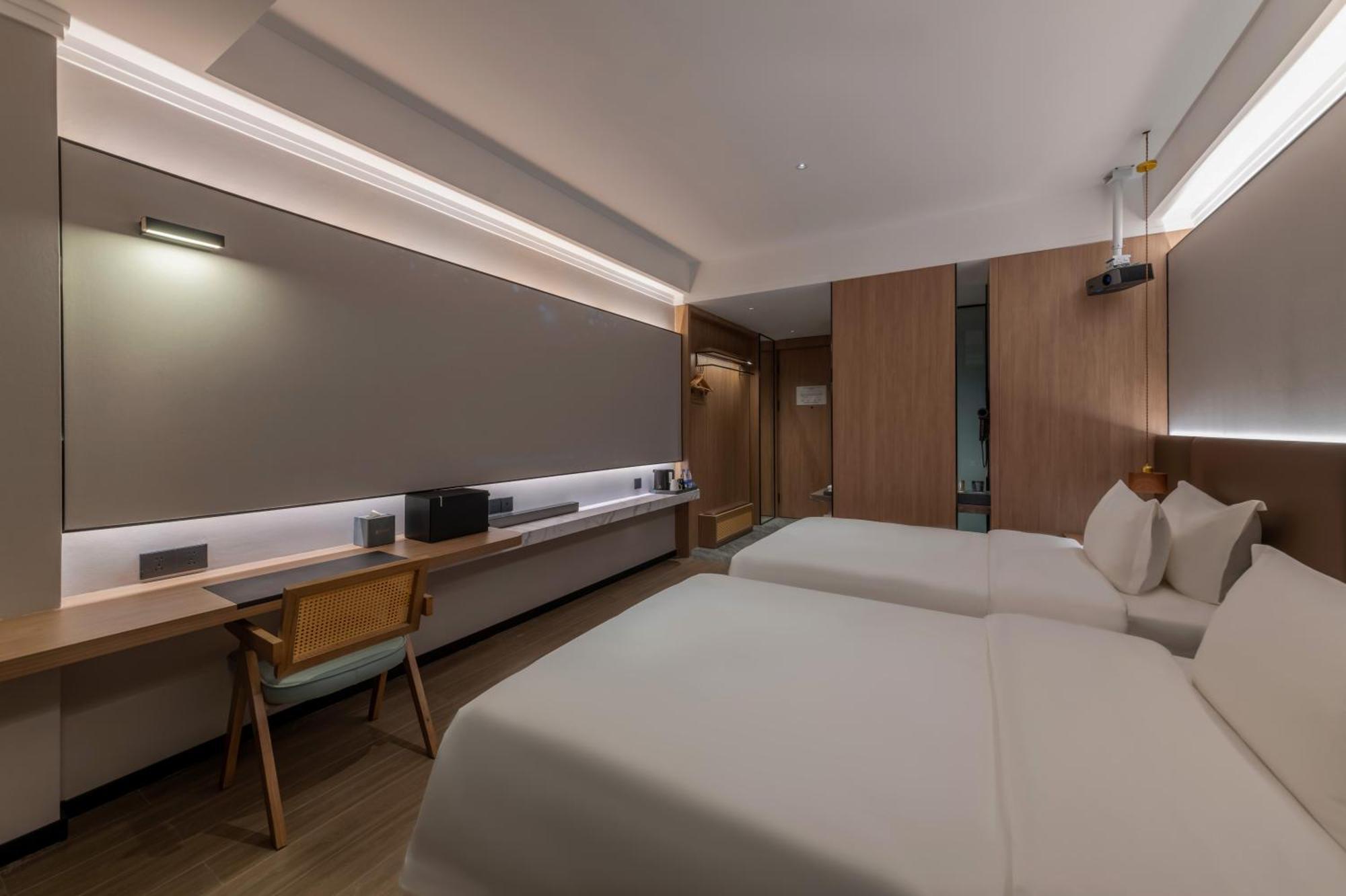 Luyue Hotel Movie Hotel Huaqiangbei Convention And Exhibition Center Branch شينزين المظهر الخارجي الصورة