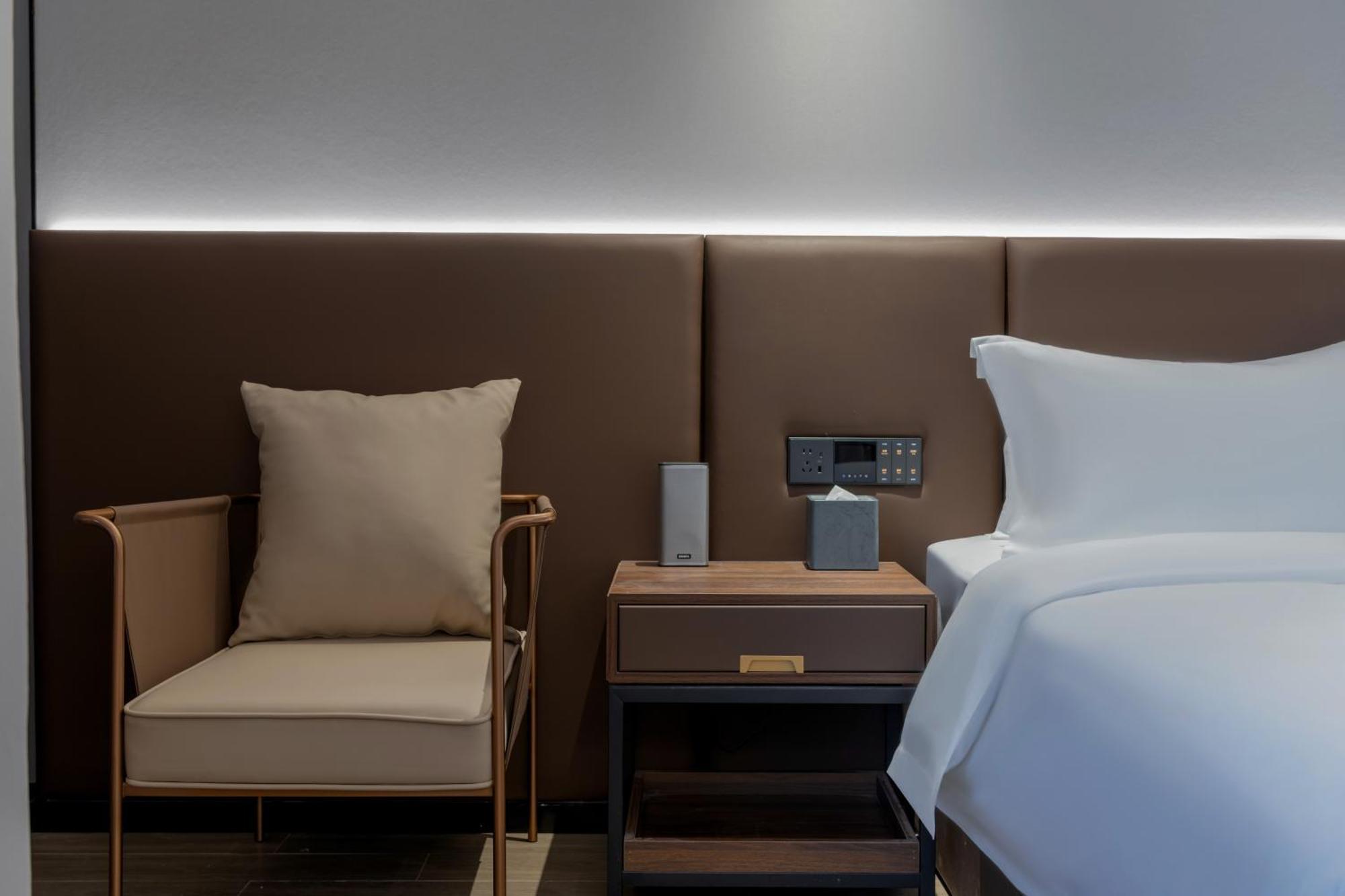 Luyue Hotel Movie Hotel Huaqiangbei Convention And Exhibition Center Branch شينزين المظهر الخارجي الصورة